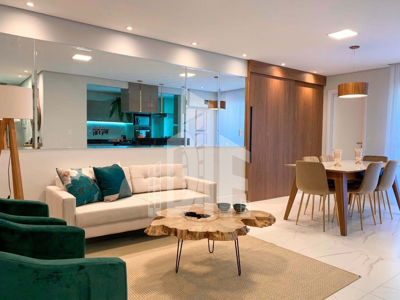 WhatsApp Image 2022-05-26 at 17.07.18 (1)-min