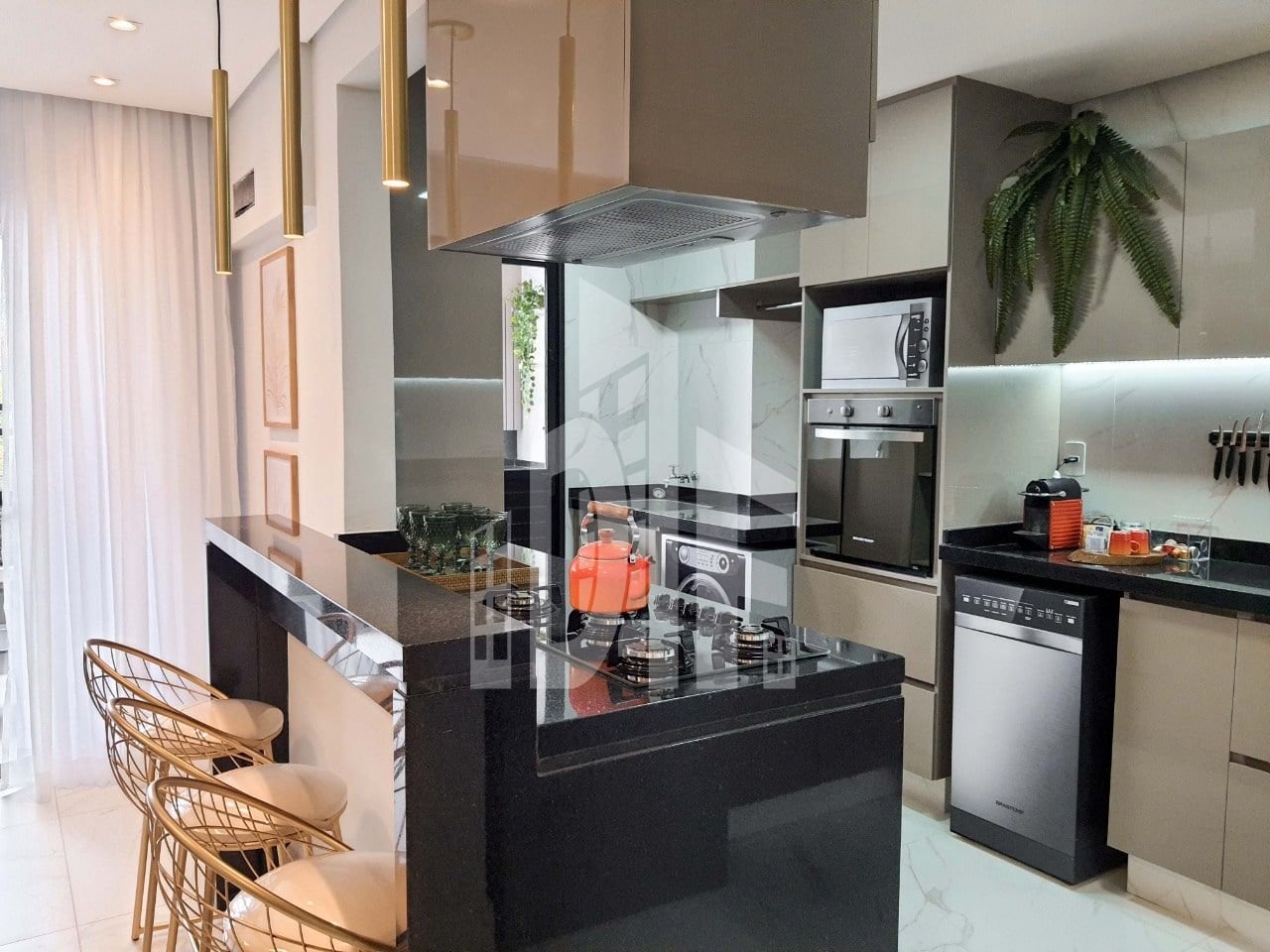 WhatsApp Image 2022-05-26 at 17.07.19 (1)-min