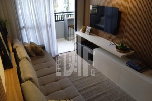 HM Max Santa Barbara