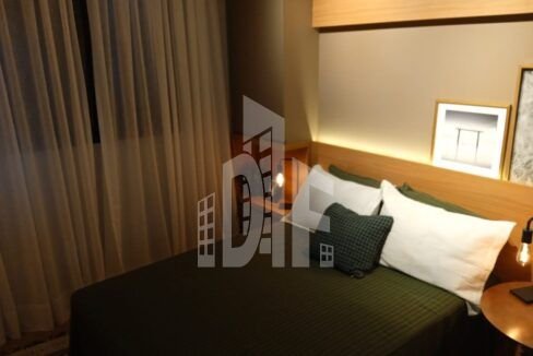 HM Max Santa Barbara