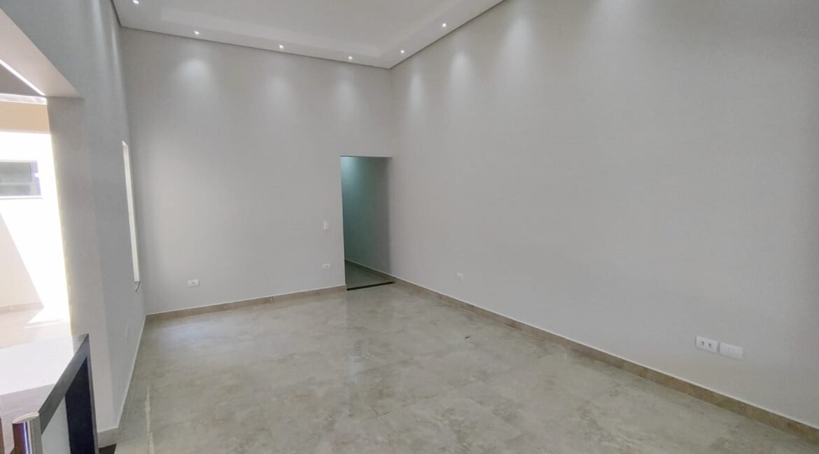 WhatsApp Image 2023-04-06 at 09.46.48 (1)