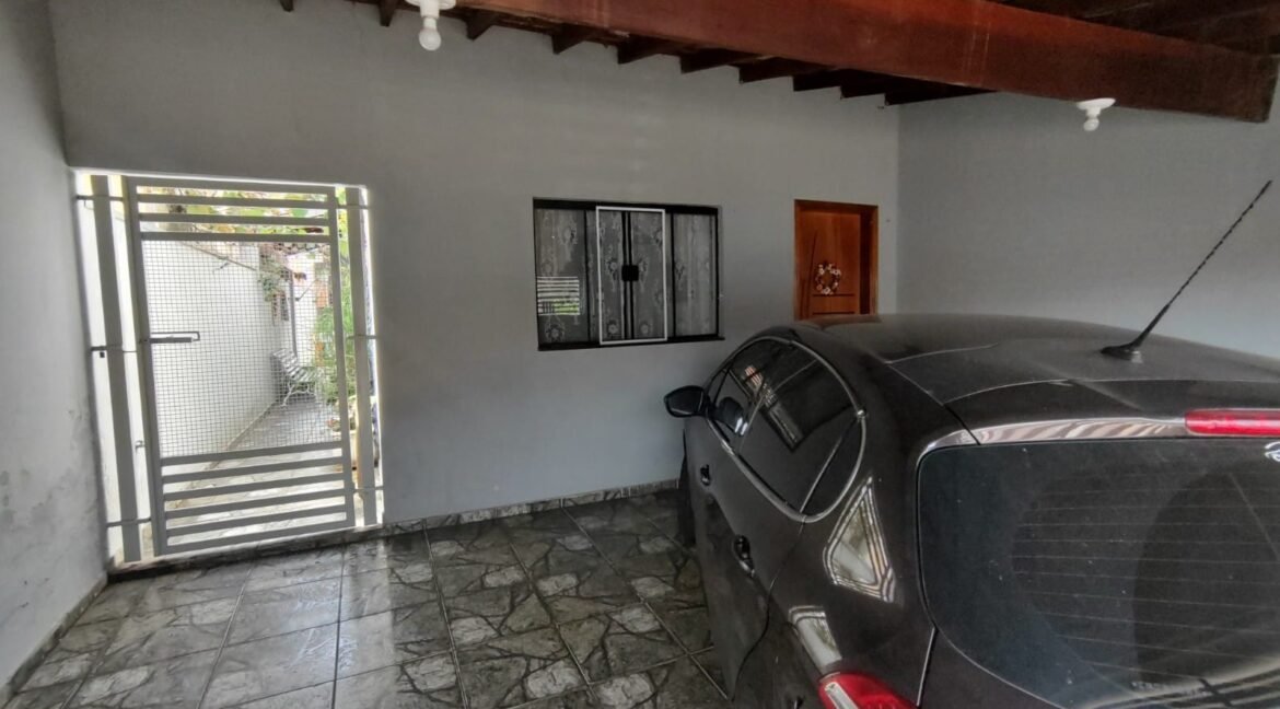 12fb575e-8601-414e-8f3e-4ab1c7e5f74e