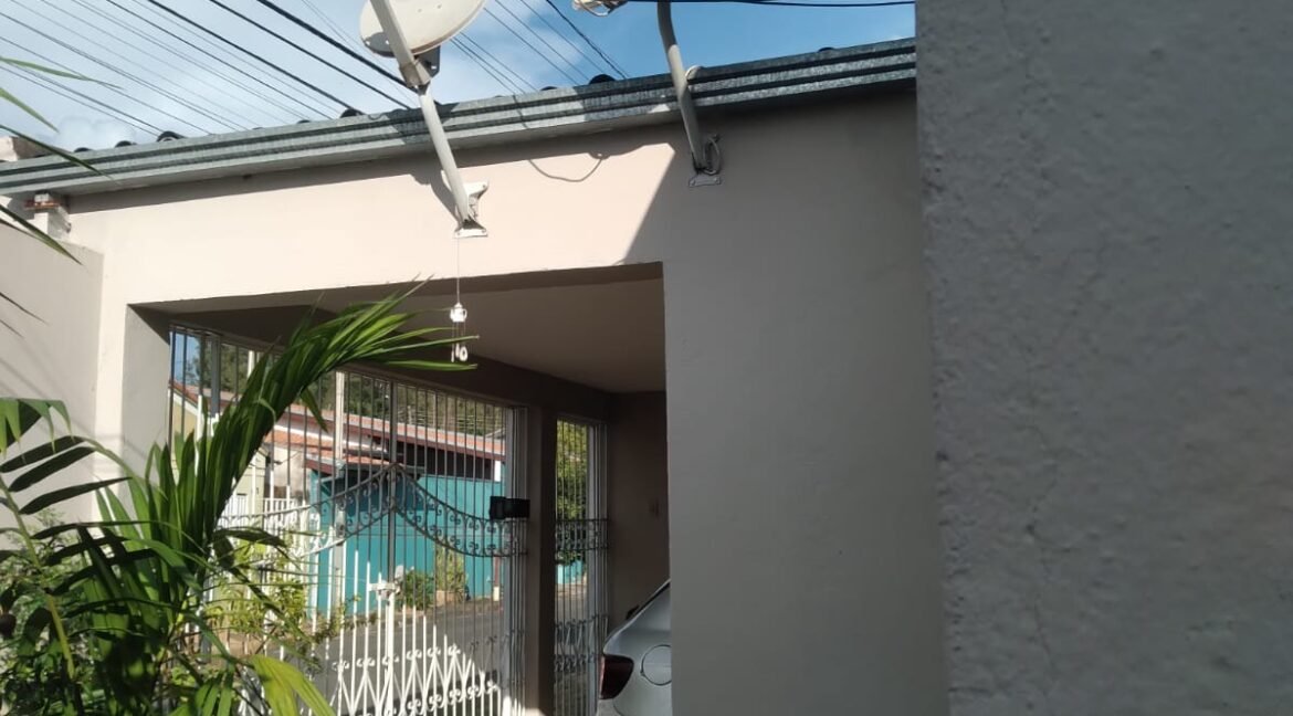 132e42c6-c47a-4787-a3b7-e6bb099d08ce