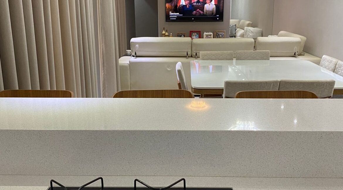 7975b537-e2a8-40e3-a21a-14d1d31b3010