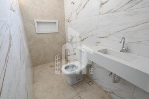 d8a48968-f2e6-46be-ab17-7b7cdbcaa178