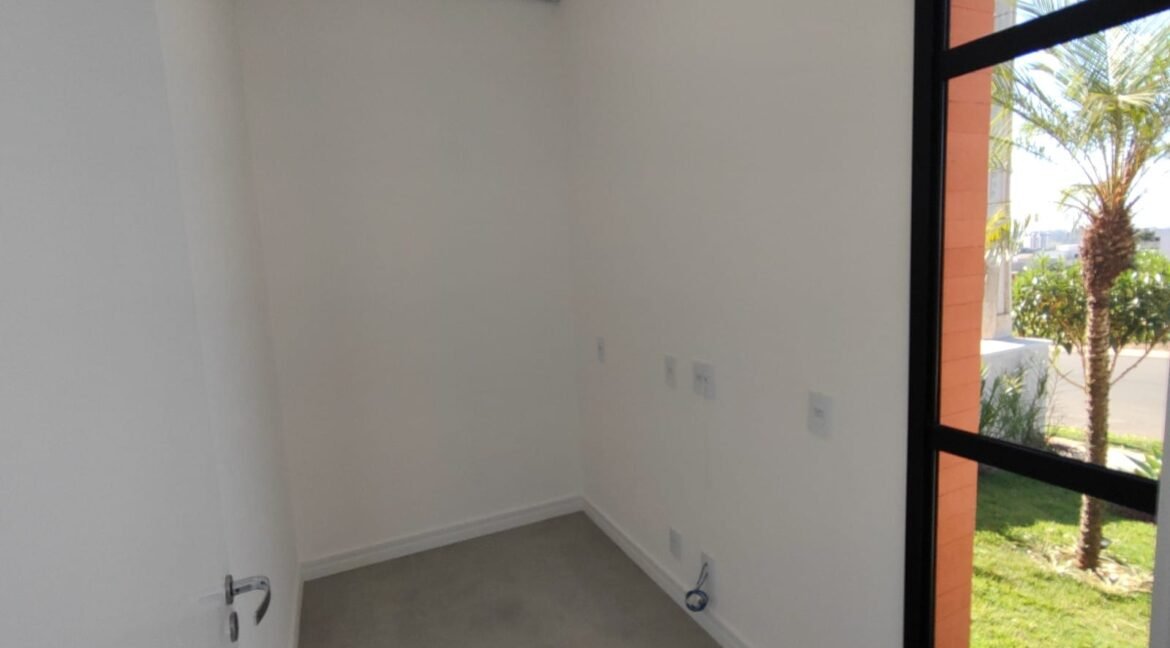 4363fd98-cc43-4a2d-8880-829f3194071b