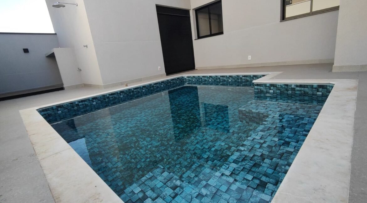 486bea46-c30a-47c6-9d77-5b7b9426ee16