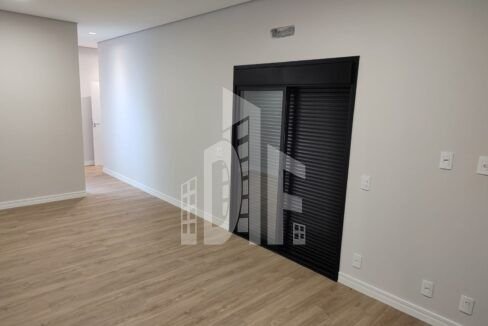 cfcdcc0a-c5d2-44cc-bbaa-4ef8c776ae6a