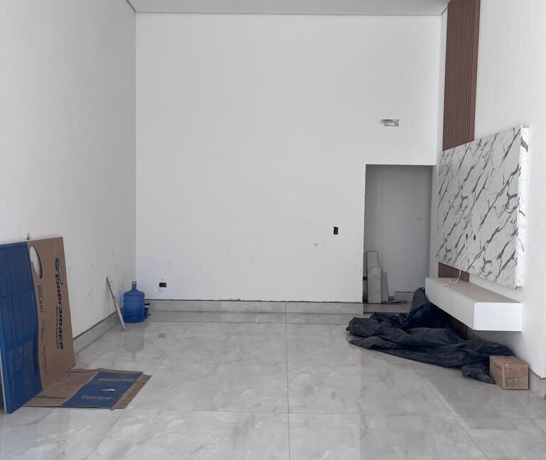 e6d08b46-bff2-4b81-a2e1-bf9f76f988c8