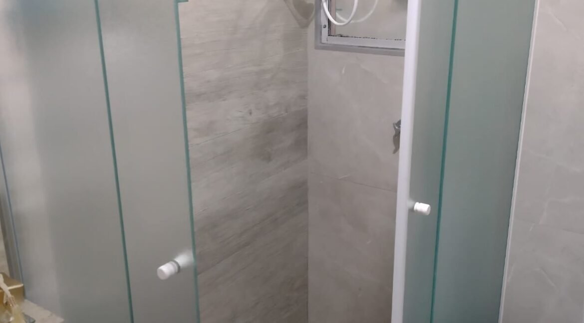 e728de9f-c986-4c77-a02e-70a48b8e58cc