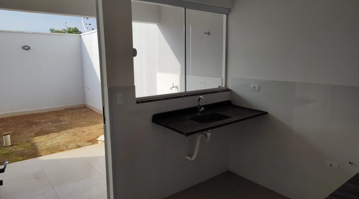 a74e28d6-d409-40ad-8f10-2b6756a8a6f8