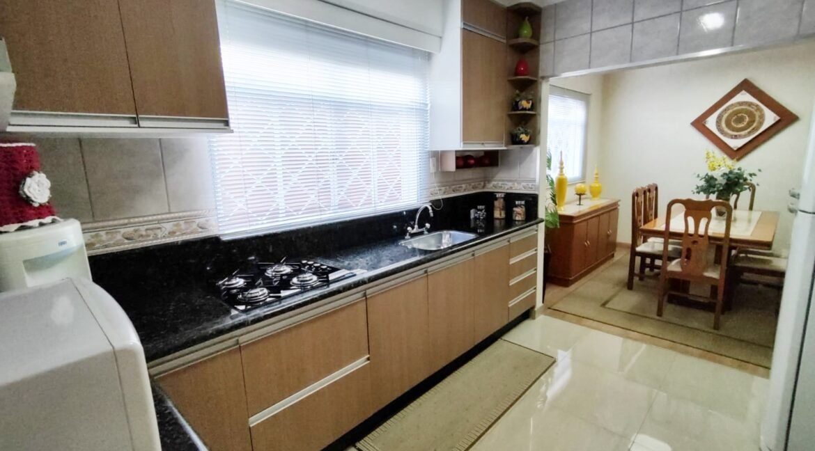 c2de812f-d7b1-489d-9c84-61581ddda481