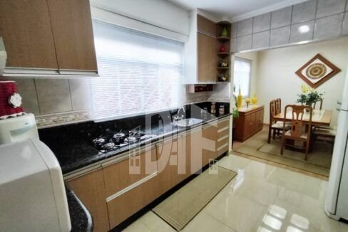 c2de812f-d7b1-489d-9c84-61581ddda481