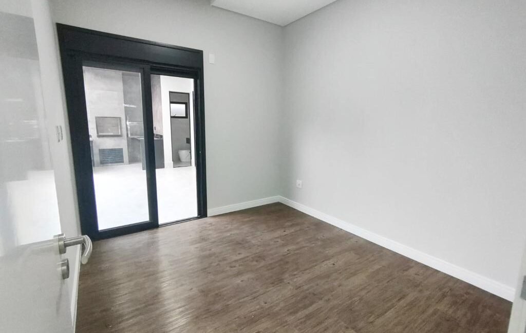 6ae74c7c-19c9-4b4e-bdfa-209219f3c4f8