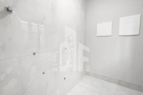 ec16ac11-6652-4a4f-b2f8-536f35ebe88e