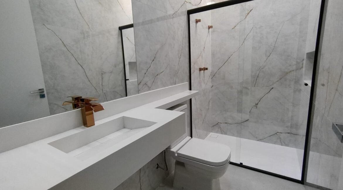 05d553fc-7922-4139-8781-d0402ff98d2d