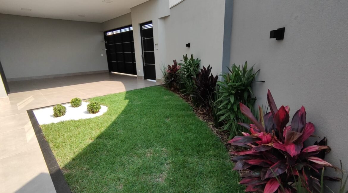 0c5e9c1b-3825-4362-95e9-955cc4821375