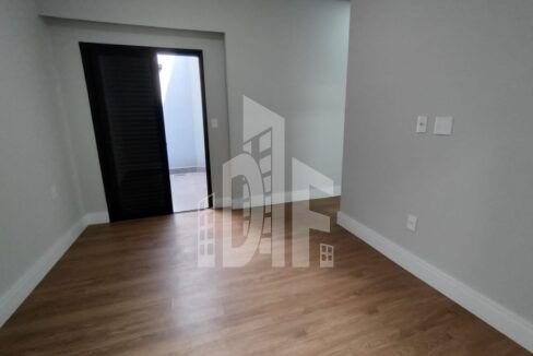 2c1bfb00-104c-422f-9112-e9eb5056d684