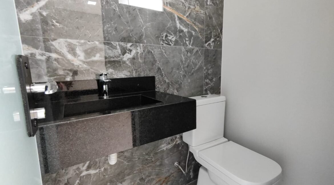 356ec5e3-31ef-426d-ae70-bfbe27d0605e