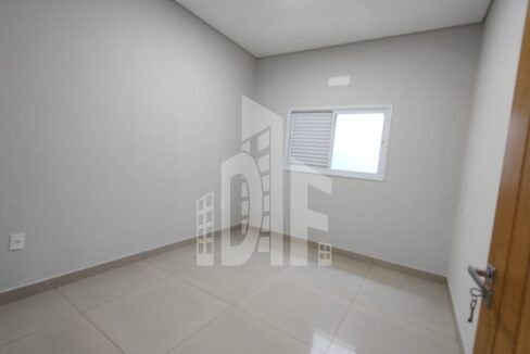 724647bb-dcfd-45ef-a927-affb36474f95