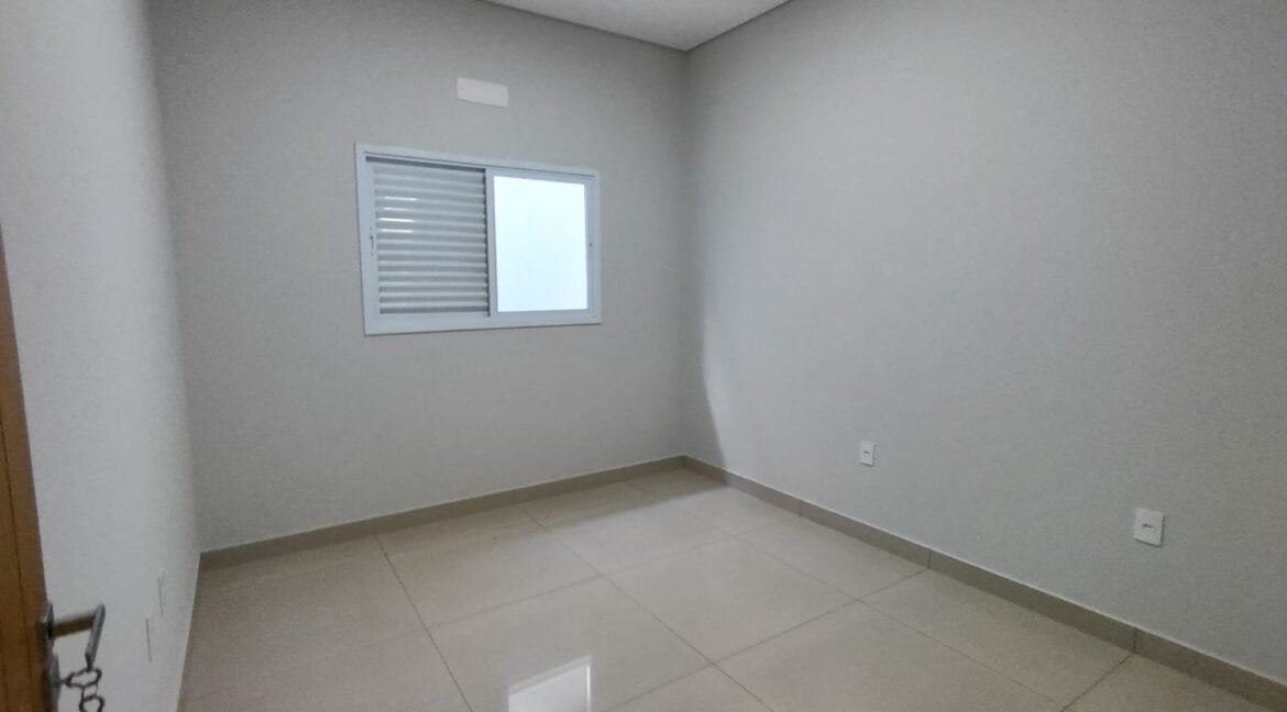 8f958e2b-3de2-491e-b4ee-9c001af86302