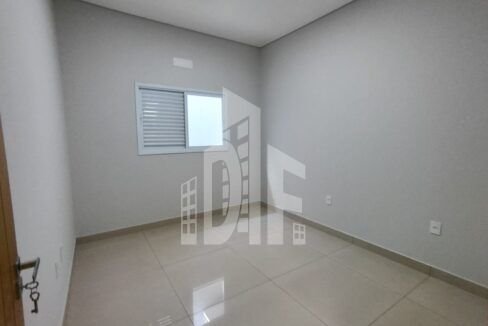 8f958e2b-3de2-491e-b4ee-9c001af86302