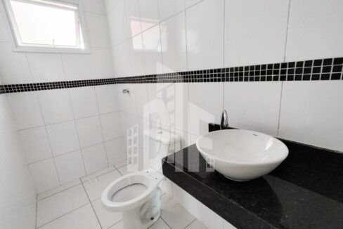 a01b082e-10f2-42c5-978f-caad1a9c92d2