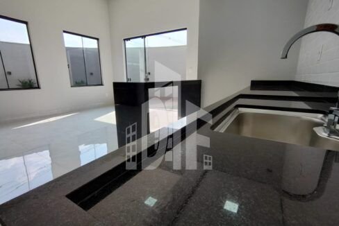 ce8c2fe6-94bb-41ee-973d-aa59348d8a80