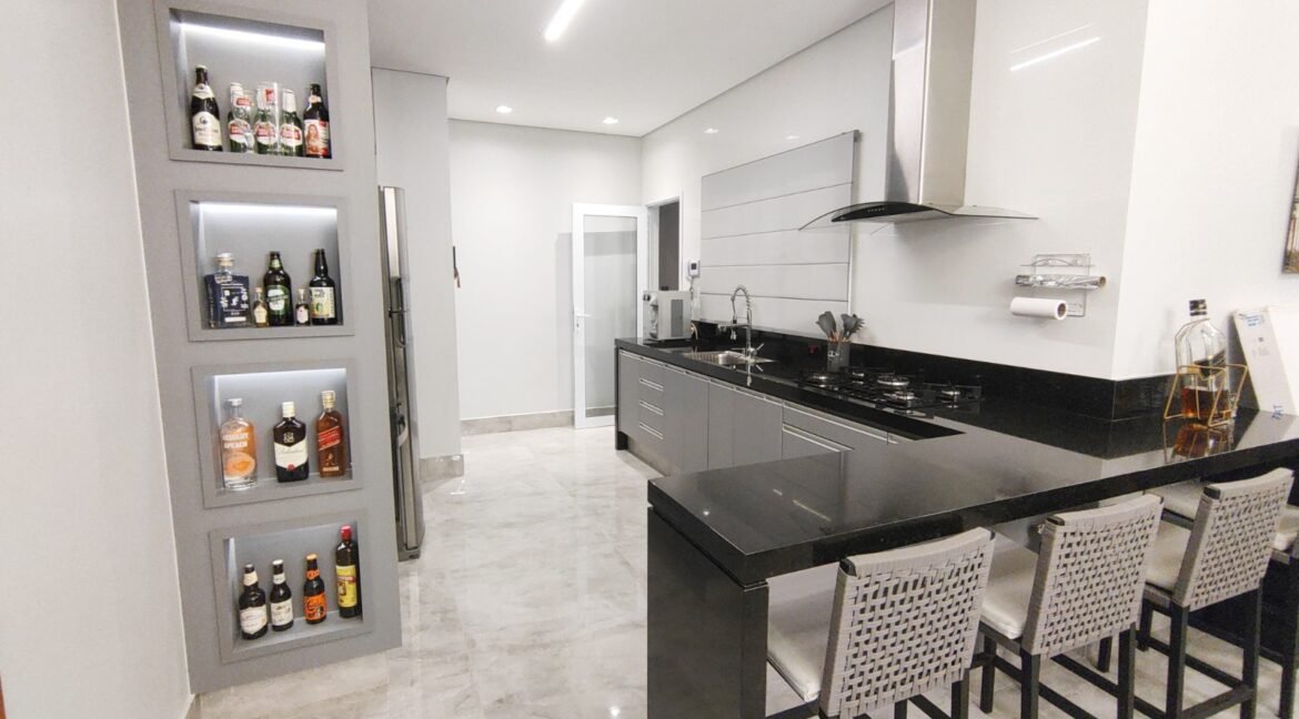 6415ed83-55ba-4c41-8ea3-a652c197fe70