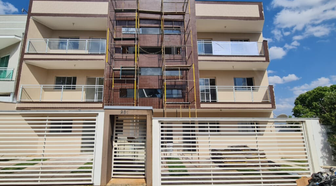 Capa youtube thumbnail tons de preto e amarelo (15)