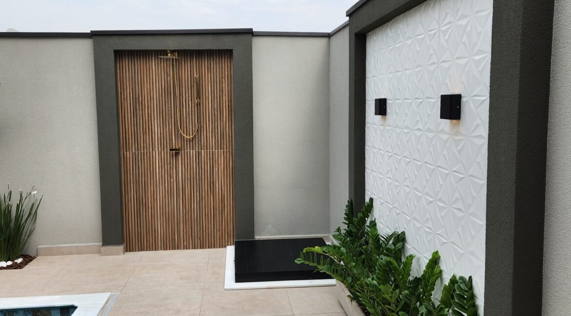 WhatsApp Image 2023-11-09 at 10.09.31 (1)