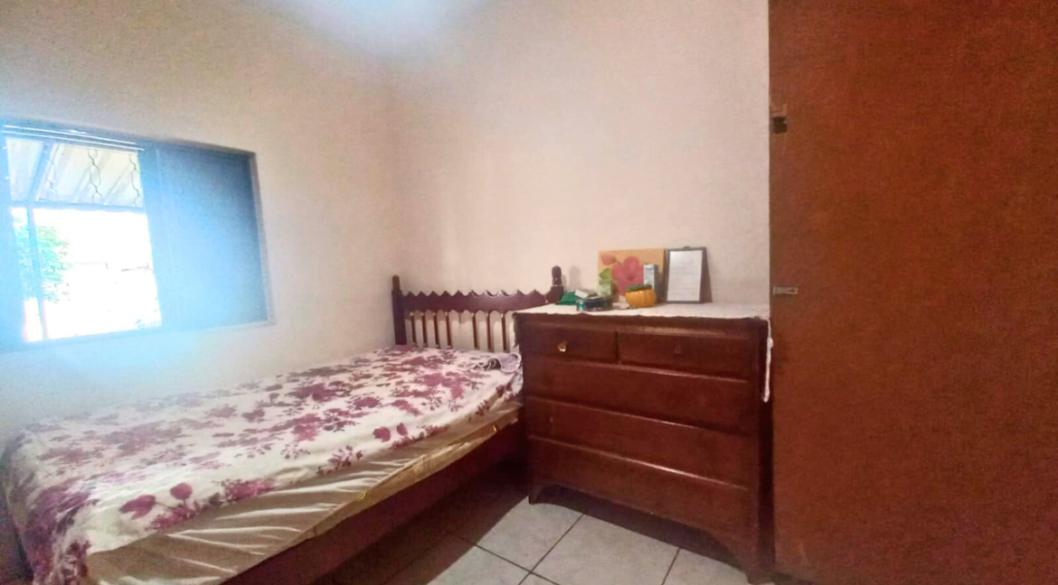 Capa youtube thumbnail tons de preto e amarelo (38)