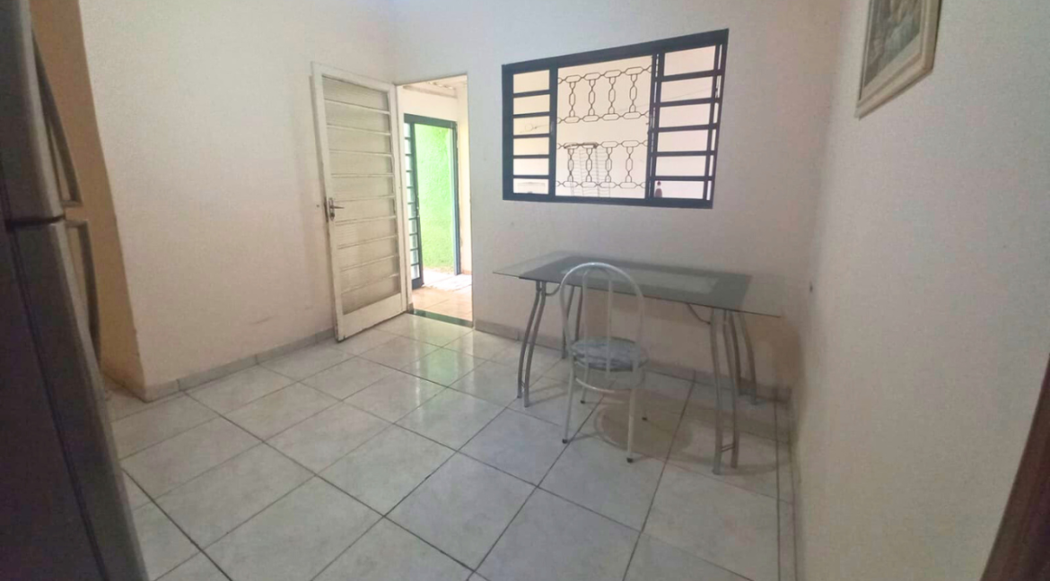 Capa youtube thumbnail tons de preto e amarelo (44)