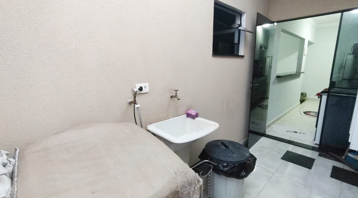 b0cd962a-a5c9-4cbf-8c61-c12bcc7ad6e2