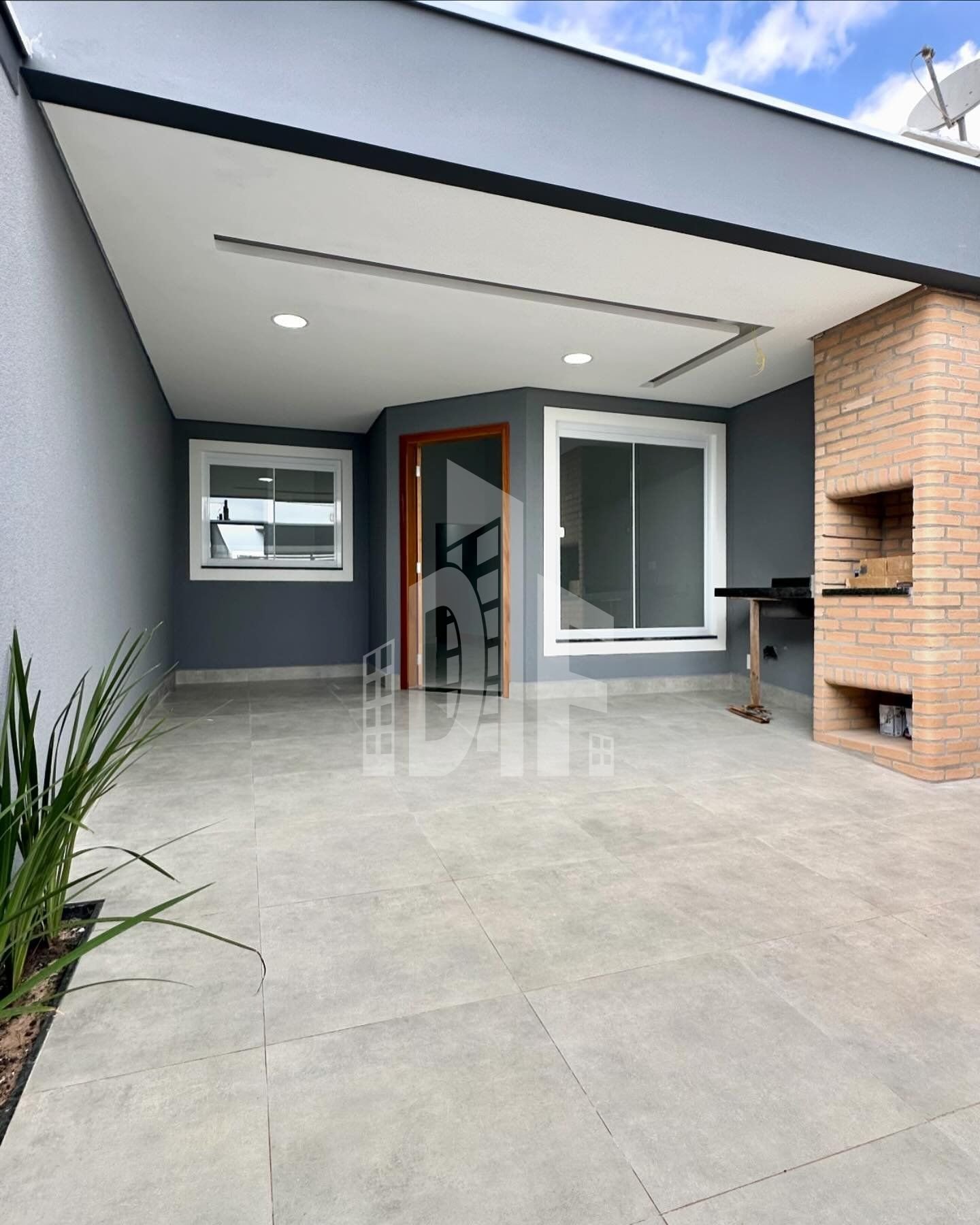 CASA NO JARDIM DAS PALMEIRAS