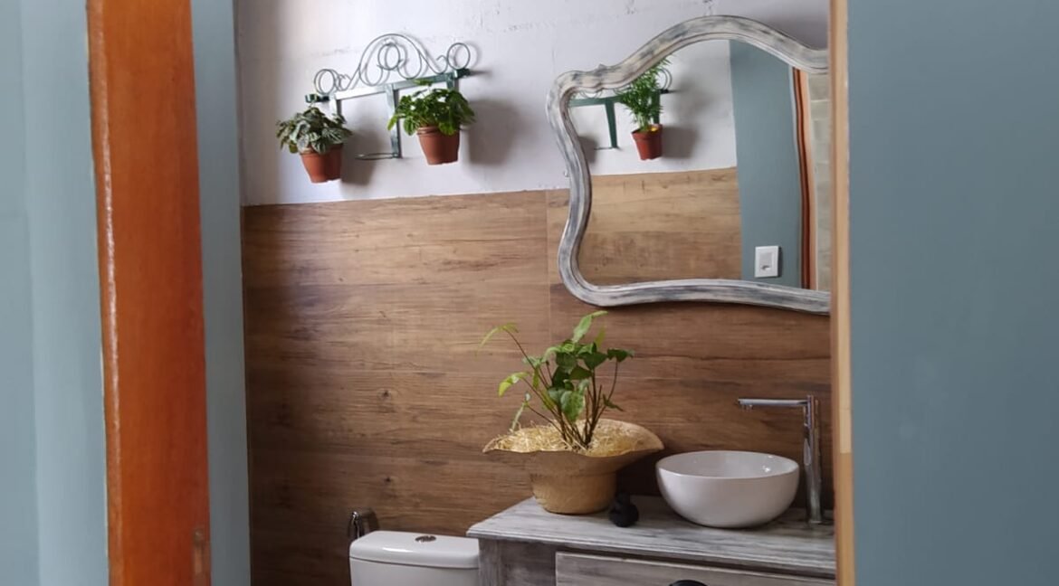 67de8d81-7223-4854-a6e0-579100ac04f3