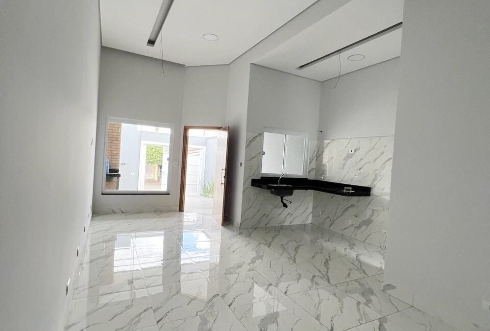 WhatsApp Image 2024-04-16 at 09.44.30 (1)