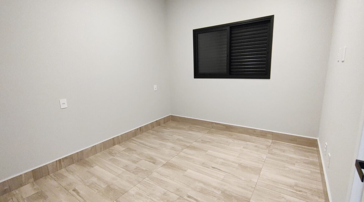 07ab9022-e9fd-4cf6-ba36-f8e8d70a7db1