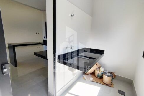 38f7ca2b-c53b-4436-918a-61a5e2e309eb