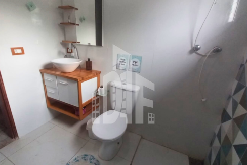 Cópia de Capa youtube thumbnail tons de preto e amarelo (20)