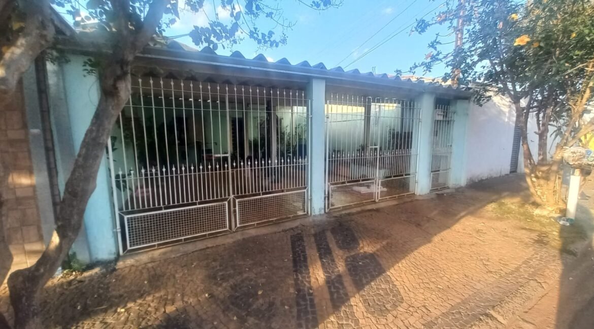 WhatsApp Image 2024-05-21 at 09.38.25 (1)