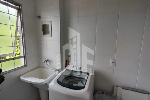 12db252d-1911-4a64-b007-9715e98c566d