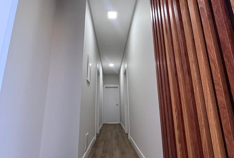 aa804724-0d17-4245-b1ac-00fb0bb62d5e