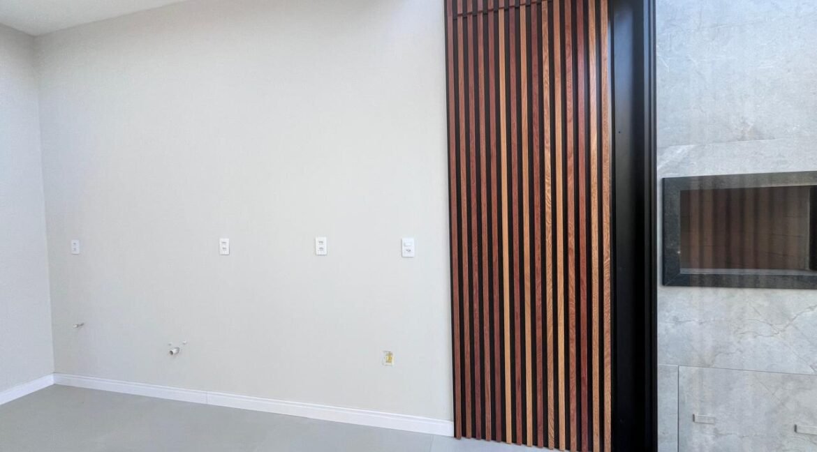 d1402327-f54d-480a-b12a-d8e6ba0b9c74