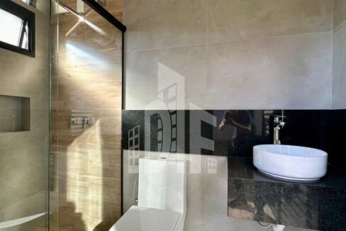 0df4074b-5c96-4116-957e-15acb98c74b9