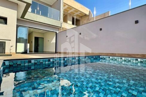 6313891a-fc2c-4a1c-beaf-3f5c83de9b4d