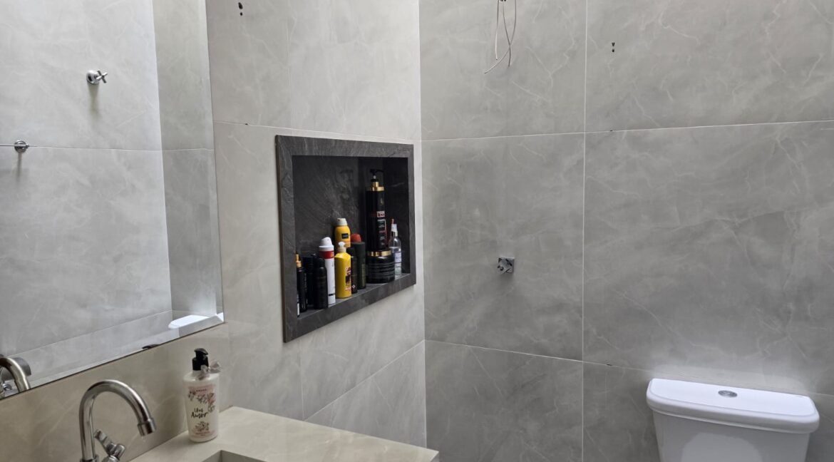 WhatsApp Image 2024-11-11 at 11.00.21 (2)