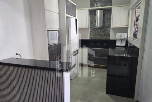 WhatsApp Image 2024-11-11 at 11.00.22