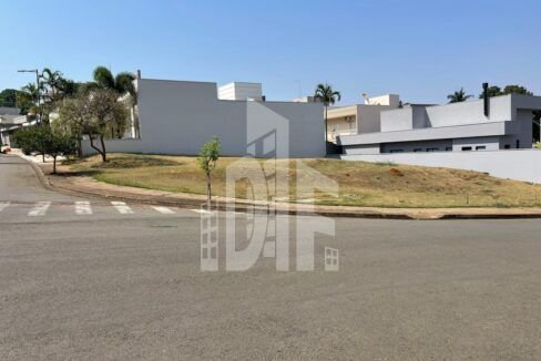 WhatsApp Image 2024-11-11 at 11.01.01