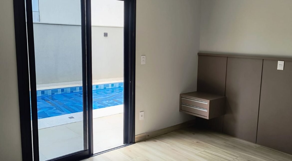 WhatsApp Image 2024-11-11 at 11.01.34 (4)